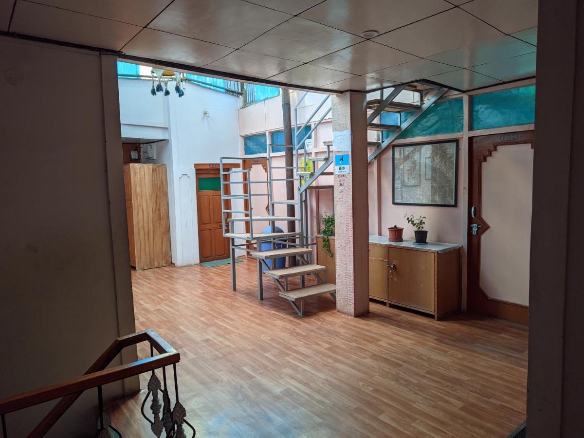Chandan Guest House Leh Exterior photo